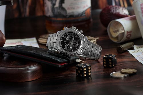 Ilmainen Lainahakemus: Mahdollisuus Saada Laina Helposti Ja Nopeasti Netistä